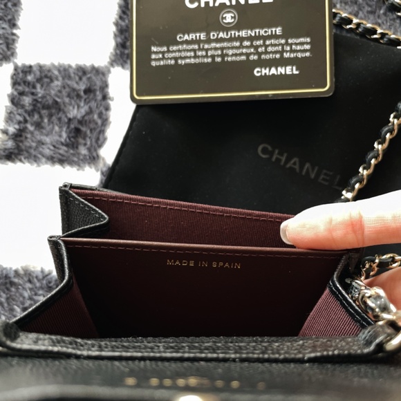 Chanel 2021 Card Holder w/ Chain Wallet Black - Picture 7 of 9